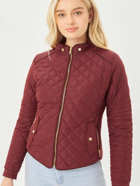 Love Tree Jackets & Blazers - Quilted Burgundy Juniors Jacket with Gold Hardware Juniors size Medium Fall